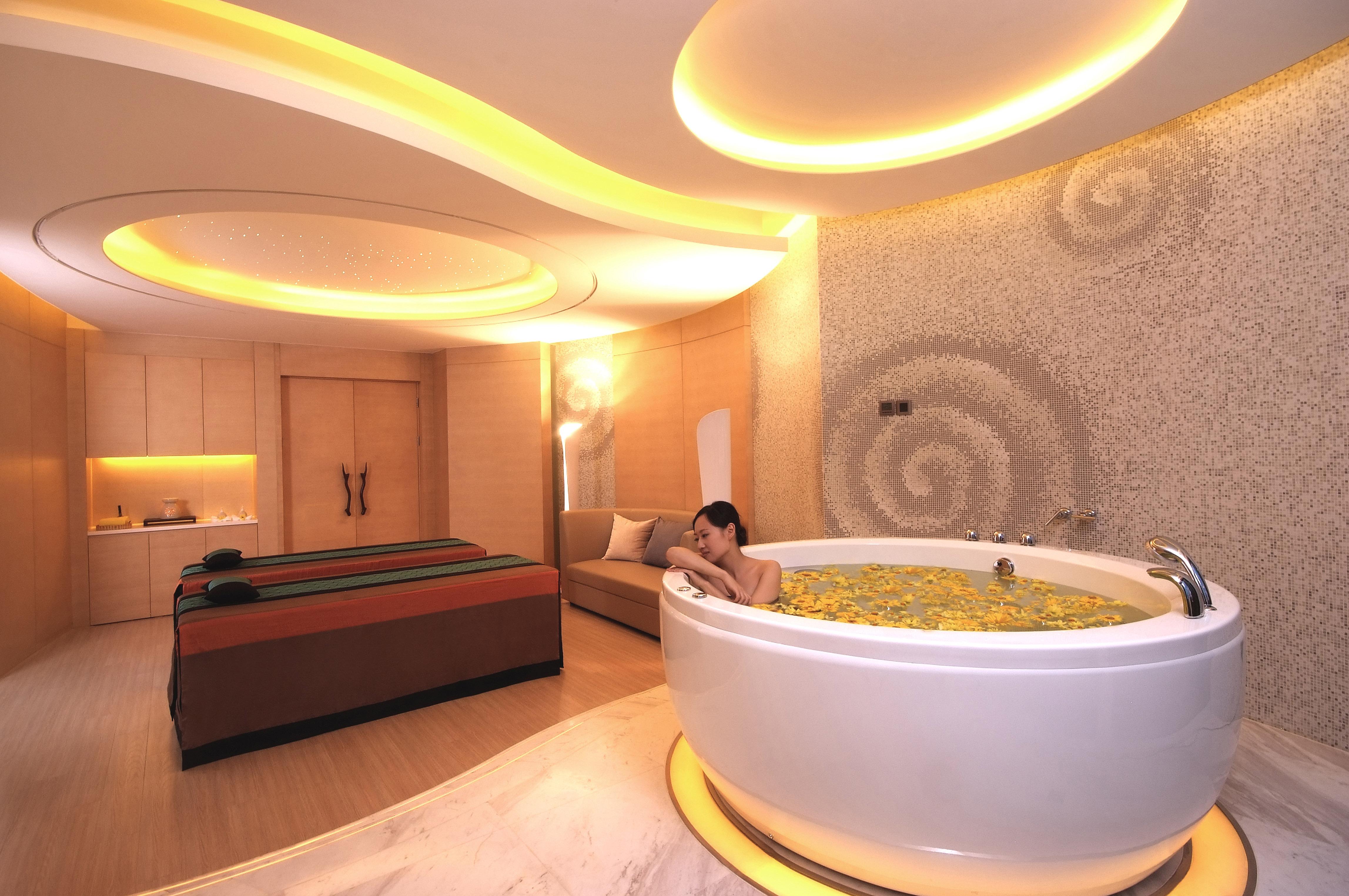 Hilton Shanghai City Center -Steps From Iconic Landmarks Wukang Mansion And Jing'An Temple Exteriör bild